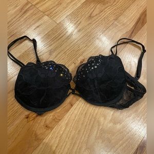Victorias Secret Bras, 34B